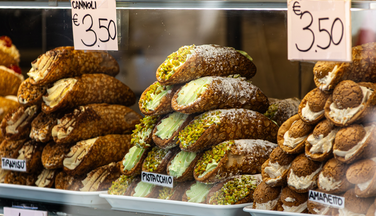 Włoskie desery z kremem amaretto