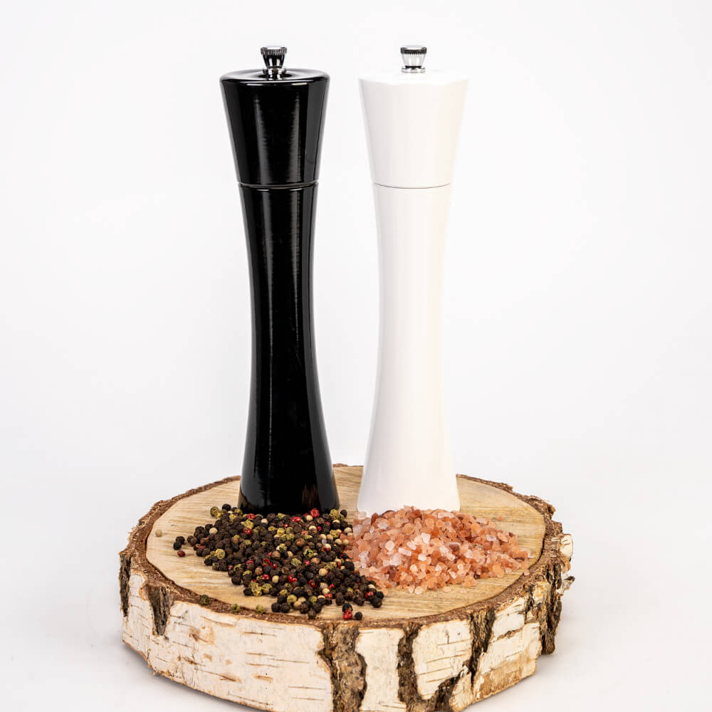 1000_superbutelki_2_3_aranżacja_czarny i biały.jpg